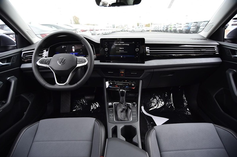 Volkswagen Jetta Vehicle Image 07