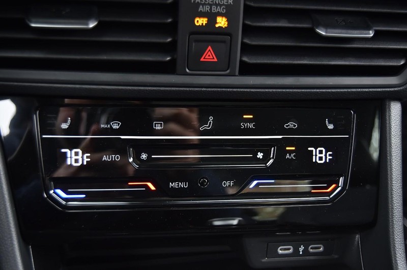 Volkswagen Jetta Vehicle Image 15