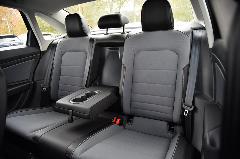 Volkswagen Jetta Vehicle Image 23