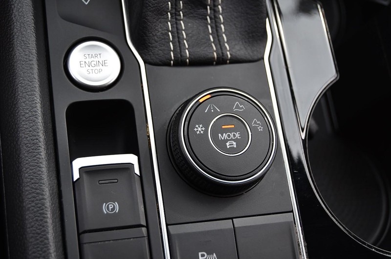 Volkswagen Atlas Vehicle Image 15