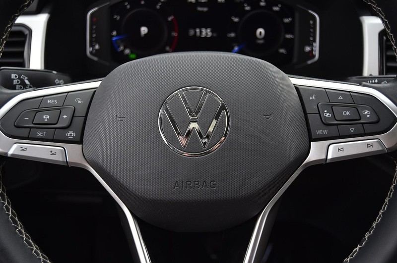 Volkswagen Atlas Vehicle Image 16