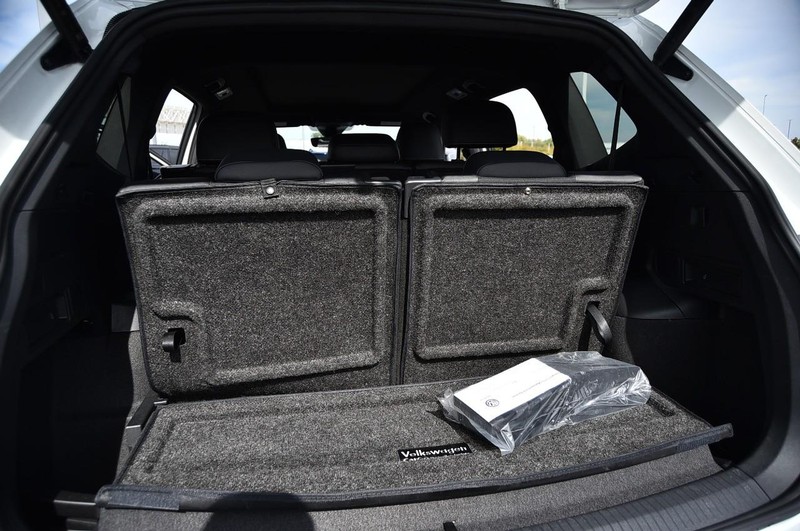Volkswagen Tiguan Vehicle Image 26