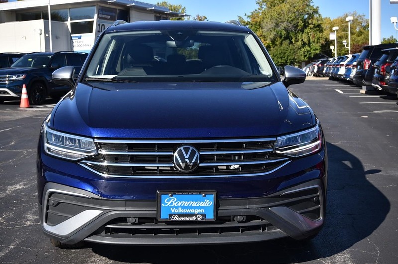 Volkswagen Tiguan Vehicle Image 04