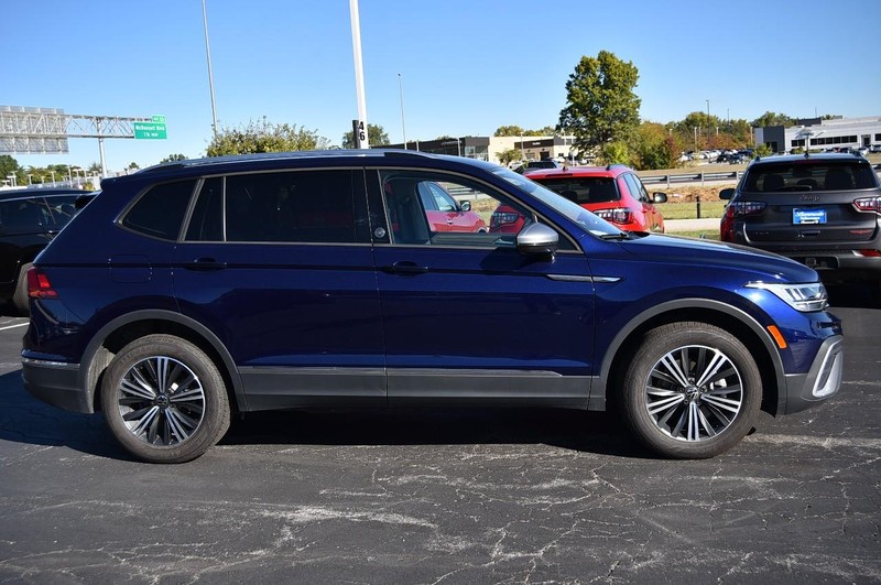 Volkswagen Tiguan Vehicle Image 05
