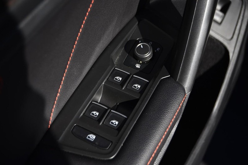 Volkswagen Tiguan Vehicle Image 08