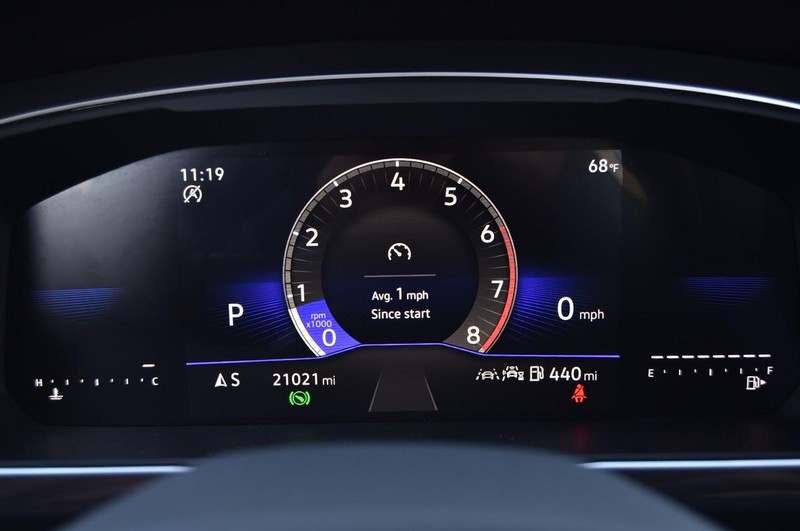 Volkswagen Tiguan Vehicle Image 12