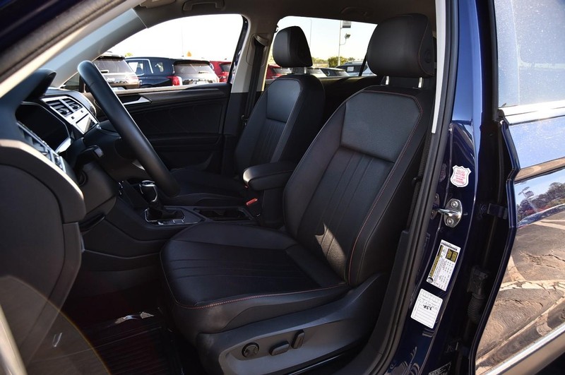 Volkswagen Tiguan Vehicle Image 19