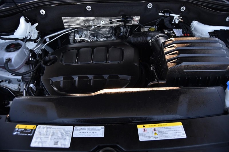 Volkswagen Atlas Cross Sport Vehicle Image 26