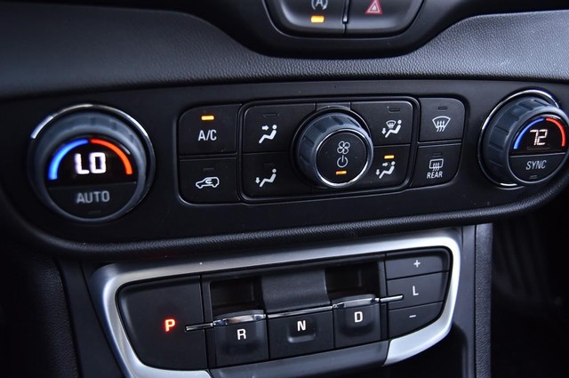 GMC Terrain Vehicle Image 16