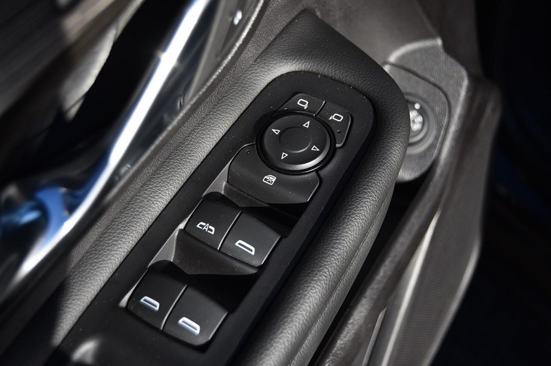GMC Terrain Vehicle Image 08