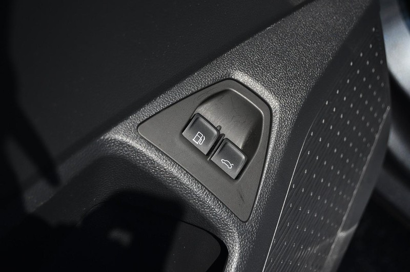 Volkswagen Jetta Vehicle Image 09