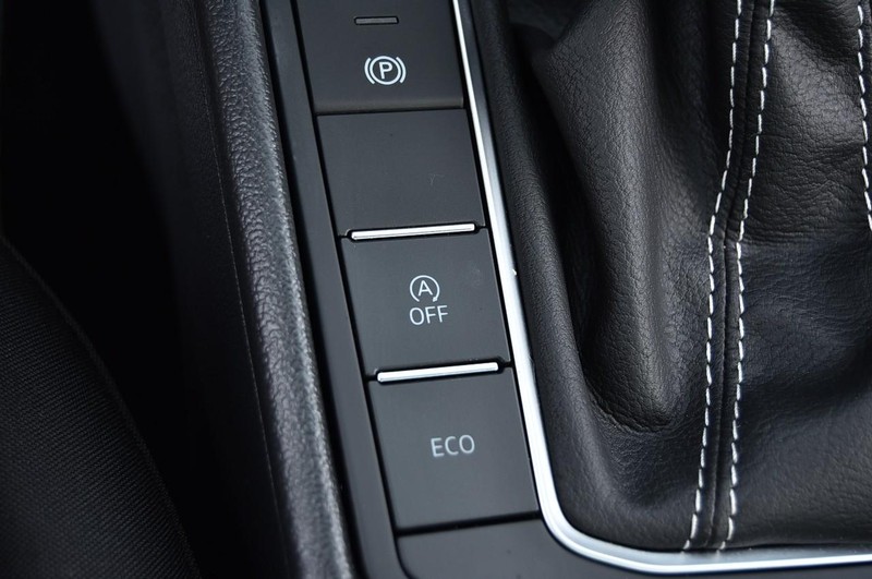 Volkswagen Jetta Vehicle Image 17