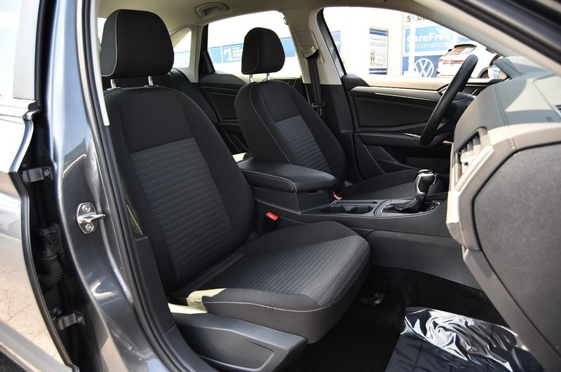 Volkswagen Jetta Vehicle Image 20