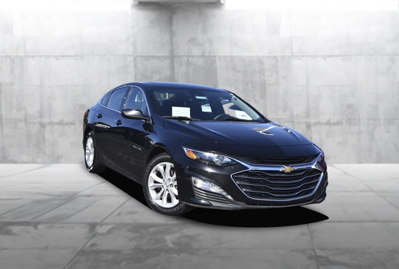 Chevrolet Malibu Vehicle Image 02
