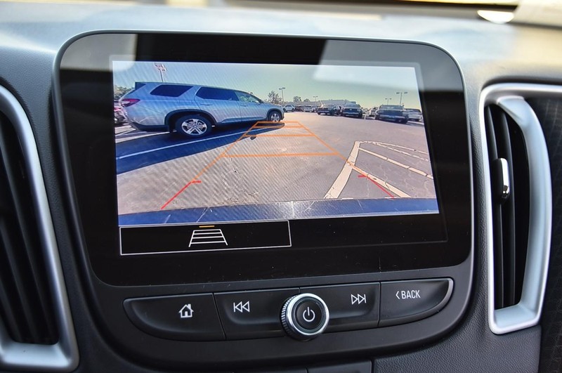 Chevrolet Malibu Vehicle Image 11