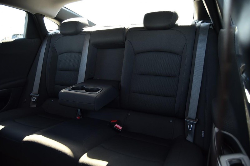 Chevrolet Malibu Vehicle Image 20