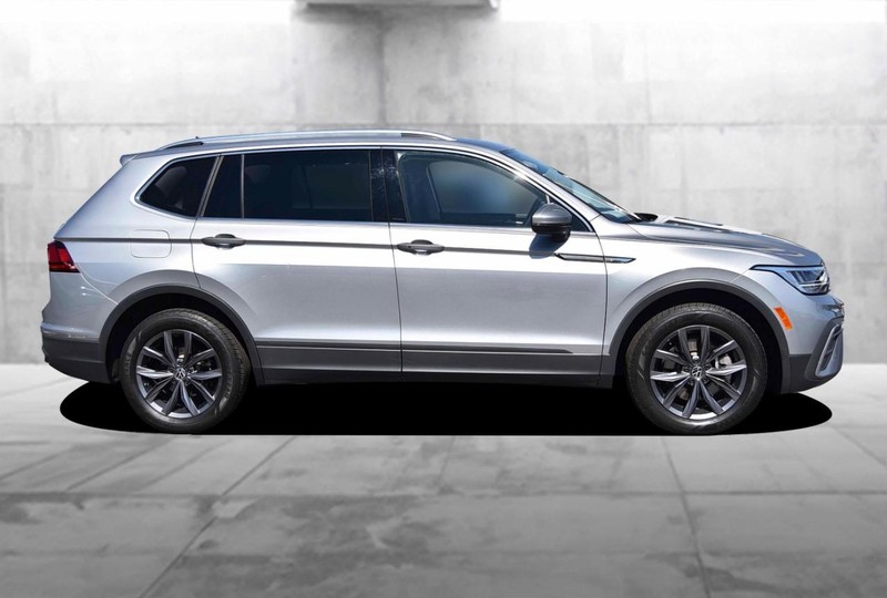 Volkswagen Tiguan Vehicle Image 05