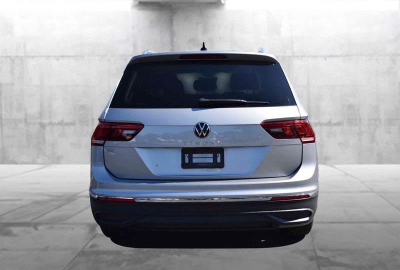Volkswagen Tiguan Vehicle Image 06