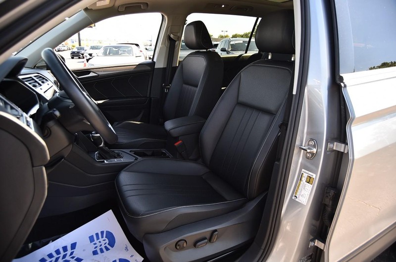 Volkswagen Tiguan Vehicle Image 19