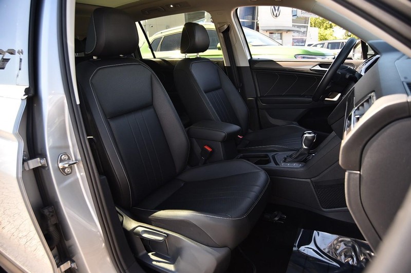 Volkswagen Tiguan Vehicle Image 20