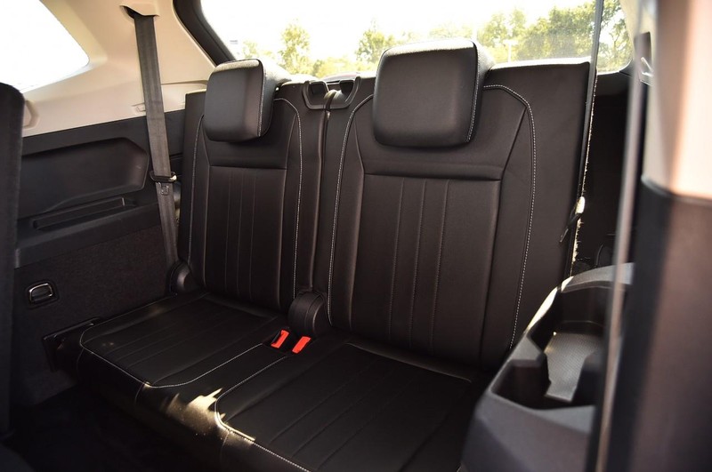 Volkswagen Tiguan Vehicle Image 25