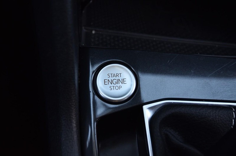 Volkswagen Tiguan Vehicle Image 17