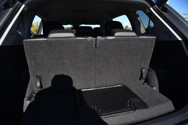 Volkswagen Tiguan Vehicle Image 25