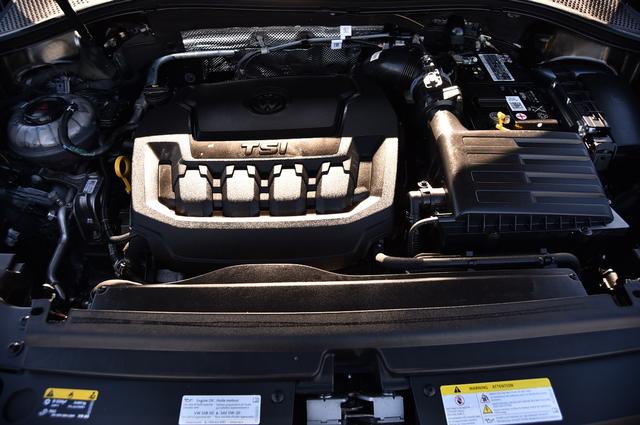 Volkswagen Tiguan Vehicle Image 28