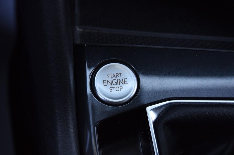 Volkswagen Tiguan Vehicle Image 17
