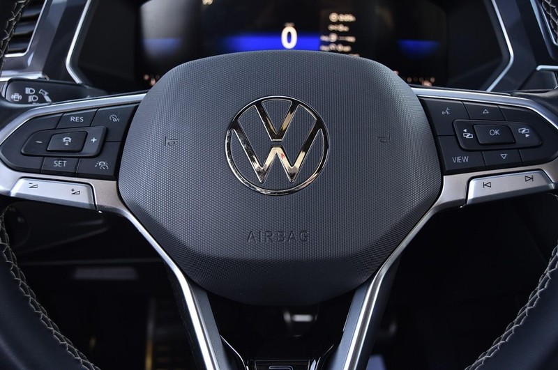 Volkswagen Tiguan Vehicle Image 18