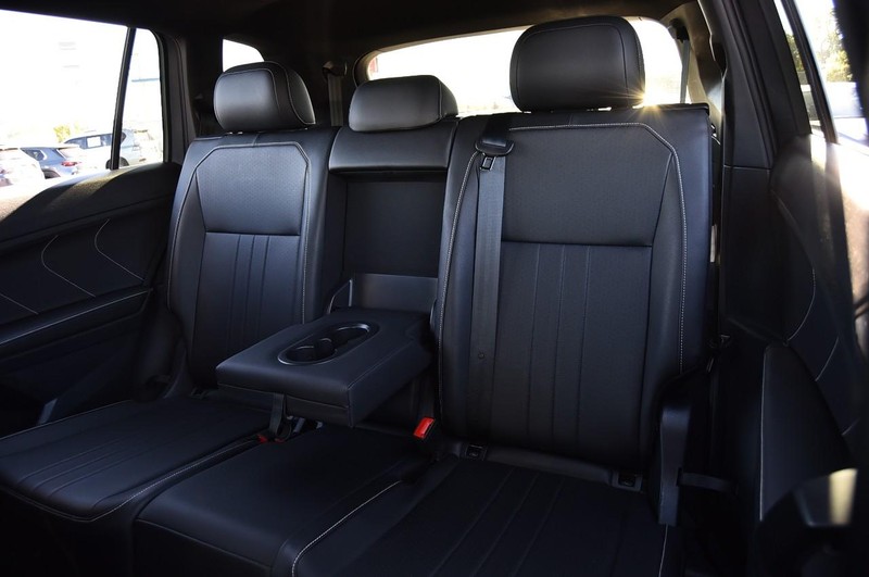 Volkswagen Tiguan Vehicle Image 22