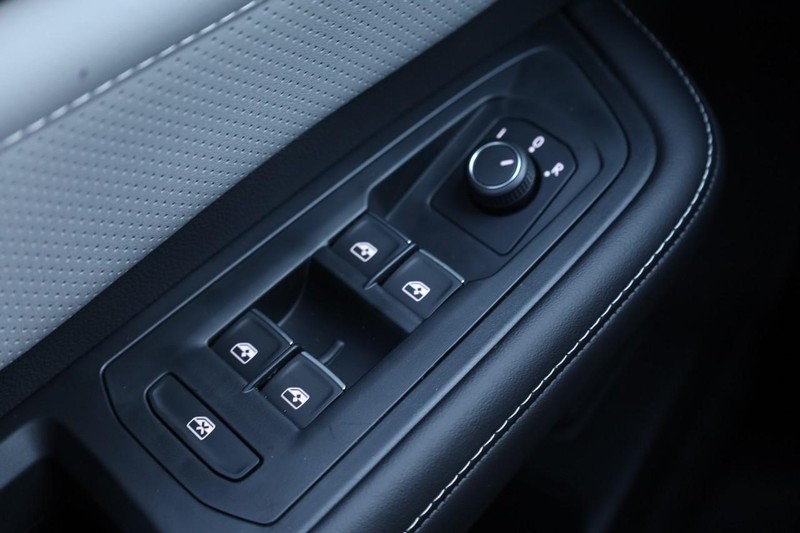 Volkswagen Atlas Cross Sport Vehicle Image 21