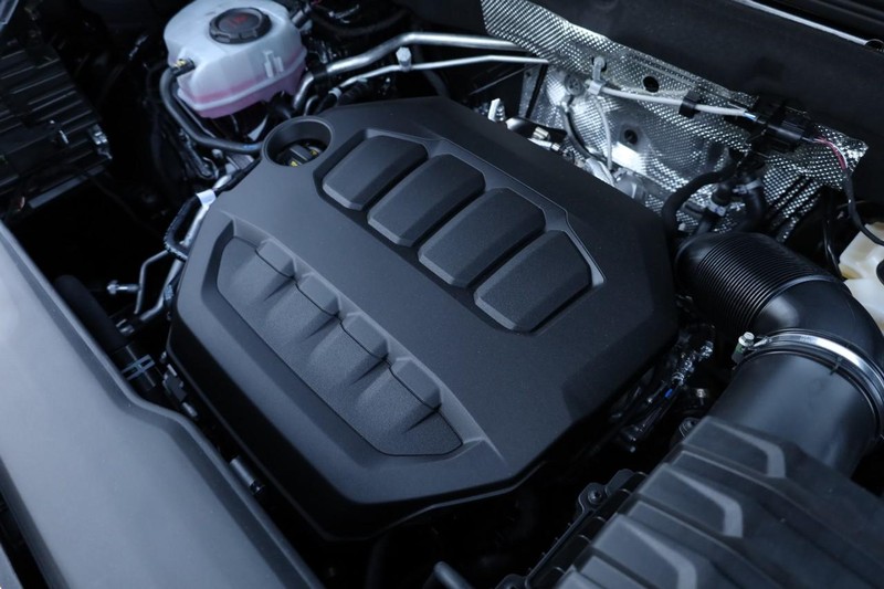 Volkswagen Atlas Cross Sport Vehicle Image 30