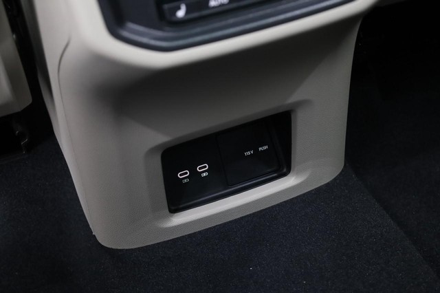 Volkswagen Atlas Vehicle Image 27