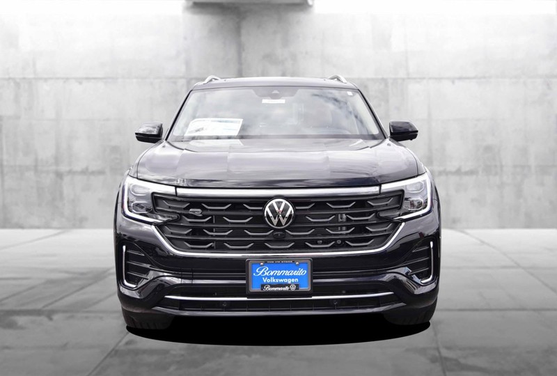Volkswagen Atlas Vehicle Image 04
