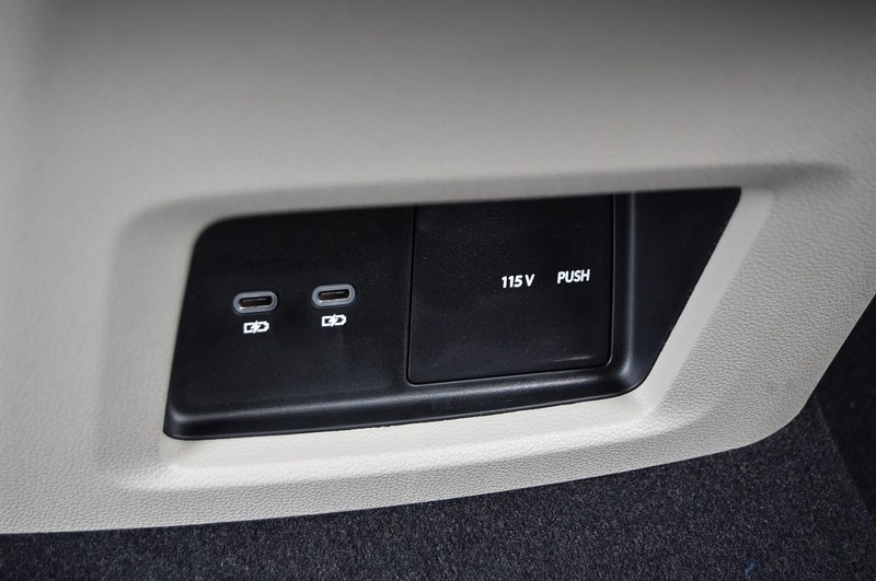 Volkswagen Atlas Vehicle Image 24