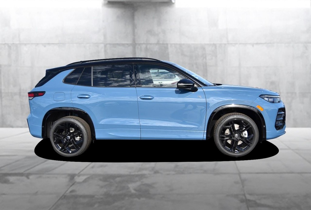 Volkswagen Tiguan Vehicle Full-screen Gallery Image 5