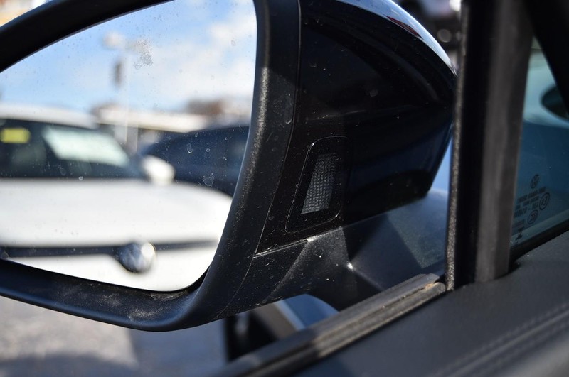 Volkswagen Tiguan Vehicle Image 10