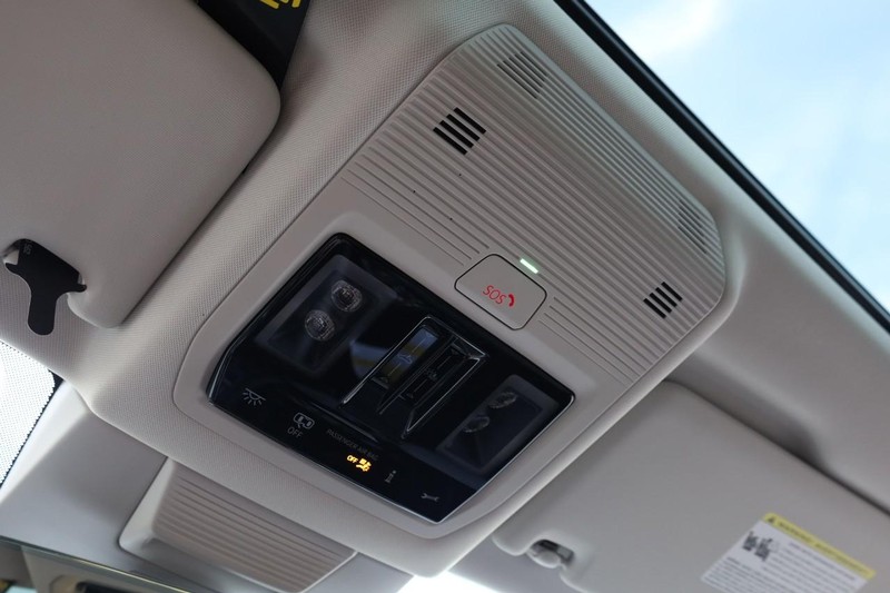 Volkswagen Tiguan Vehicle Image 18