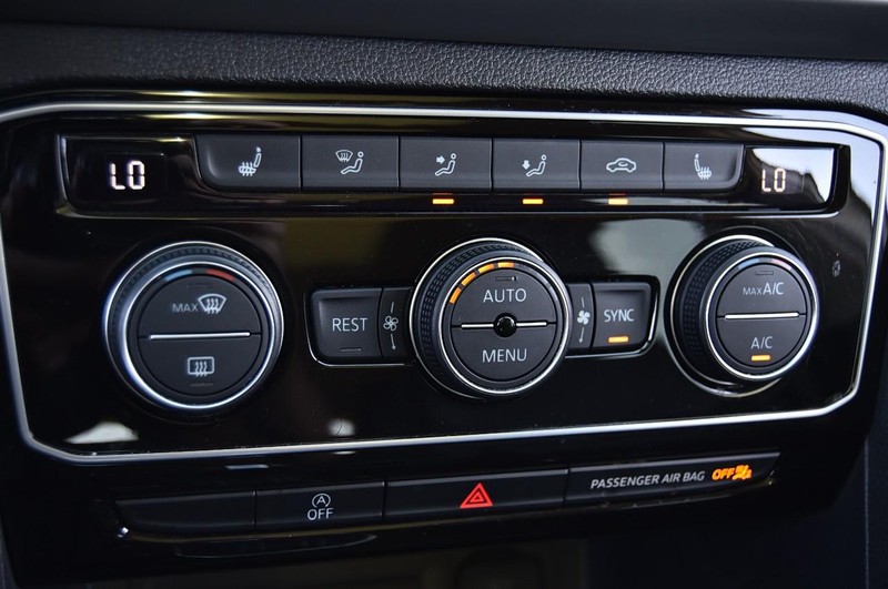 Volkswagen Atlas Vehicle Image 15