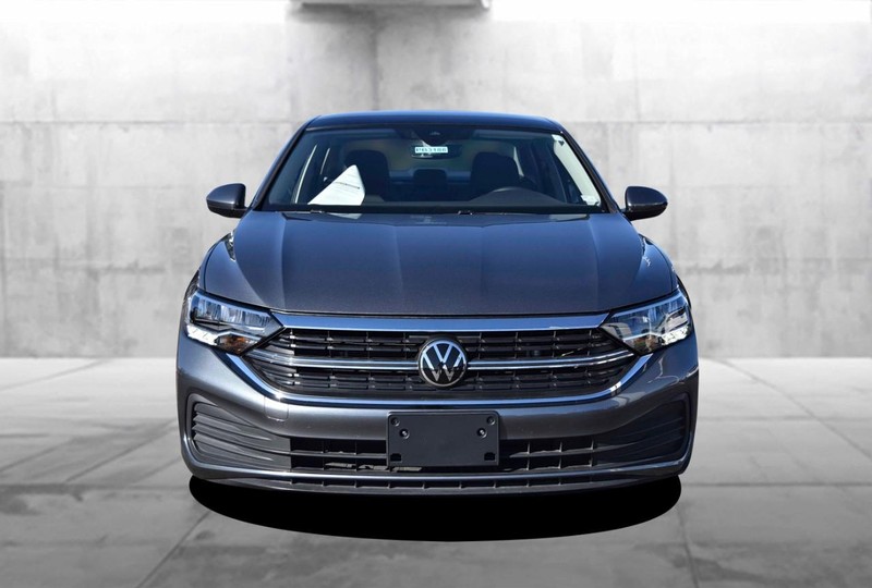 Volkswagen Jetta Vehicle Image 04