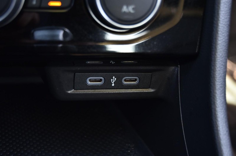 Volkswagen Jetta Vehicle Image 16