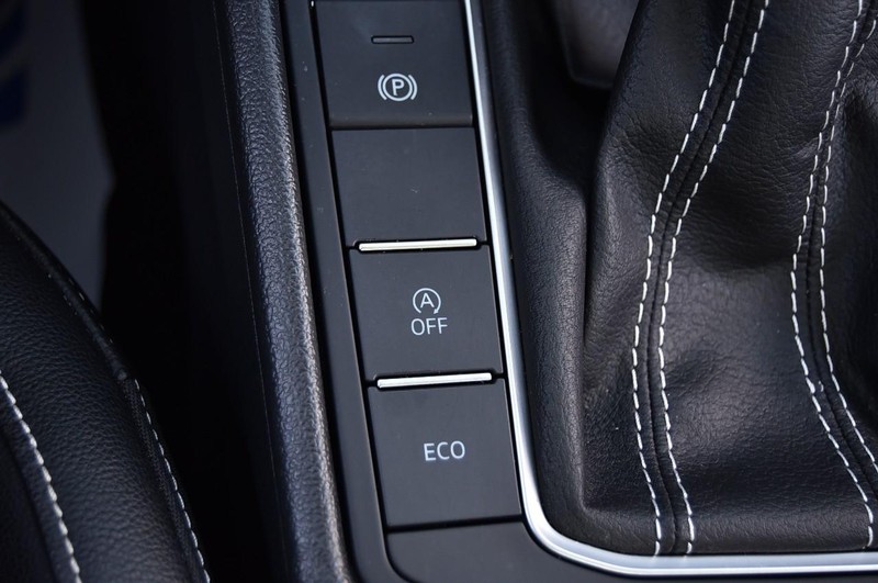 Volkswagen Jetta Vehicle Image 18