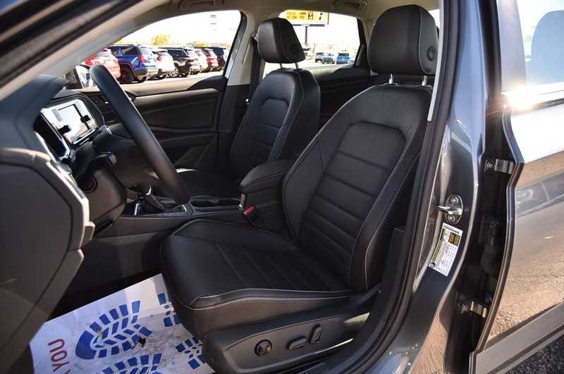 Volkswagen Jetta Vehicle Image 20