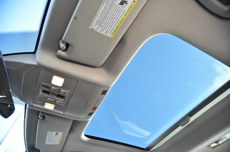 Volkswagen Jetta Vehicle Image 22