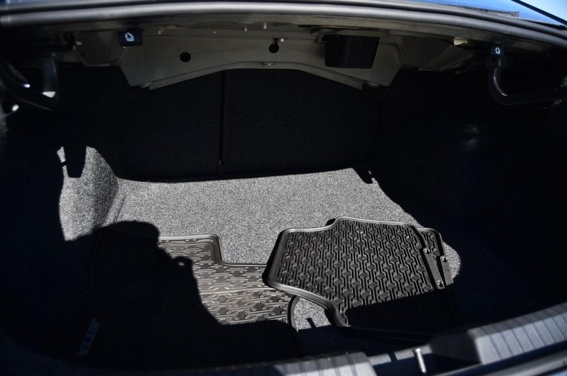 Volkswagen Jetta Vehicle Image 24