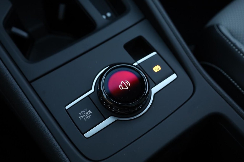 Volkswagen Tiguan Vehicle Full-screen Gallery Image 19