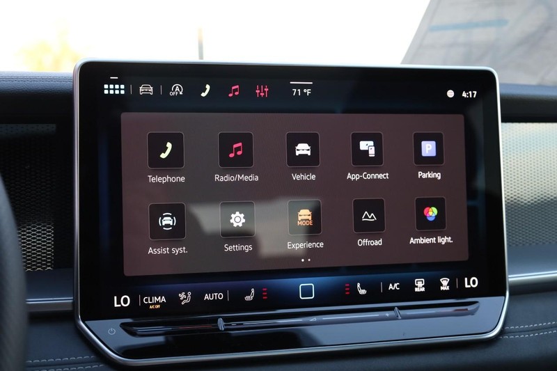 Volkswagen Tiguan Vehicle Image 13