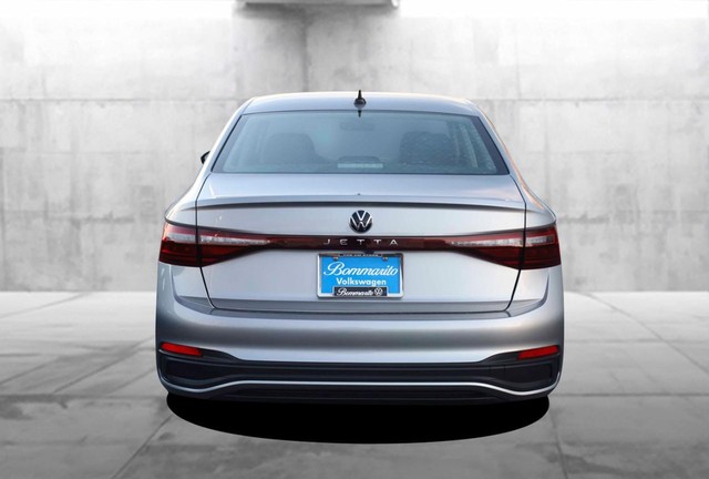 Volkswagen Jetta Vehicle Image 06
