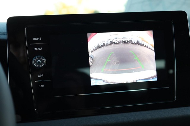 Volkswagen Jetta Vehicle Image 12